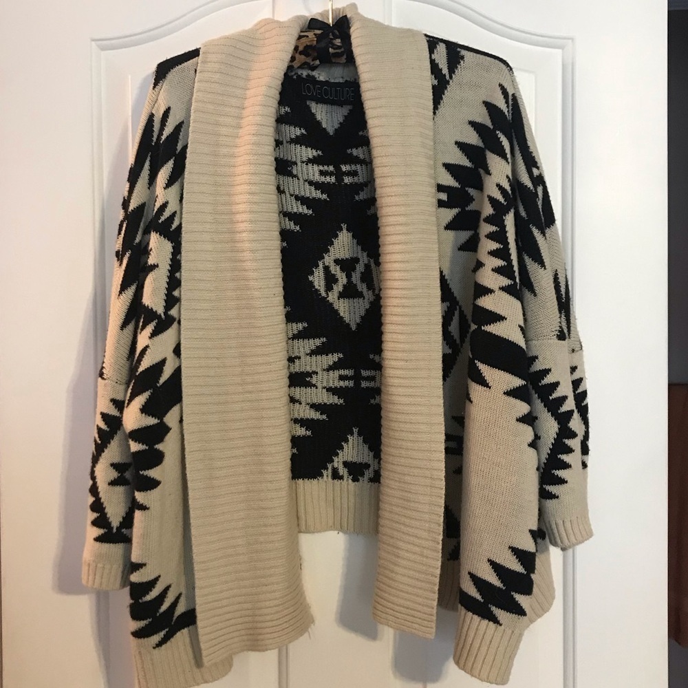 “LOVE CULTURE” Cardigan - Picture 3 of 10